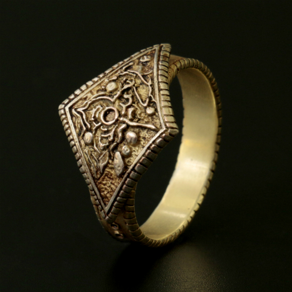 covetous silver serpent ring